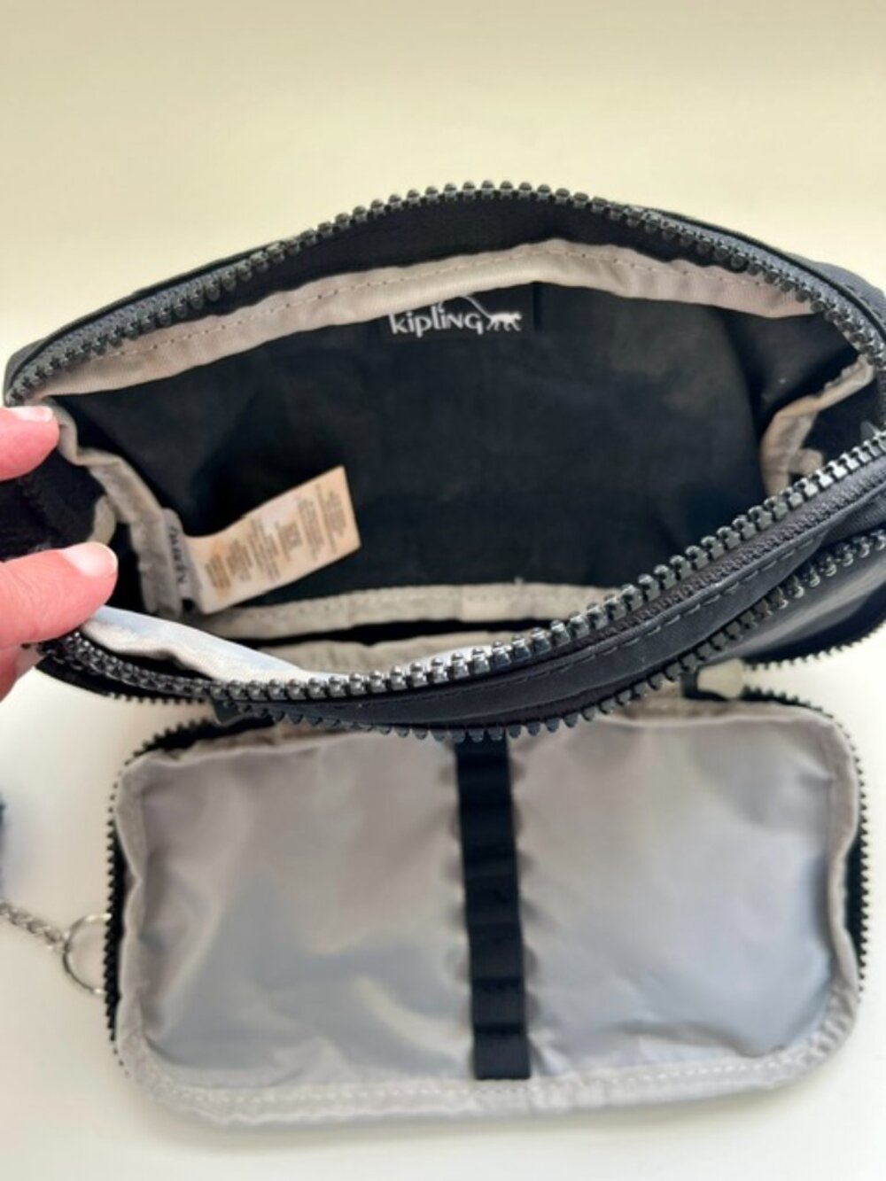 Like New! Kipling Chap Pencil Makeup Case in Black with Monkey Keychain - Picture 8 of 8
